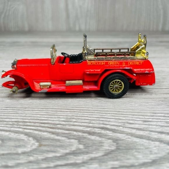 Vintage Matchbox Models of Yesteryear Rolls-Royce Fire Truck Borough Green toy - Picture 2 of 7